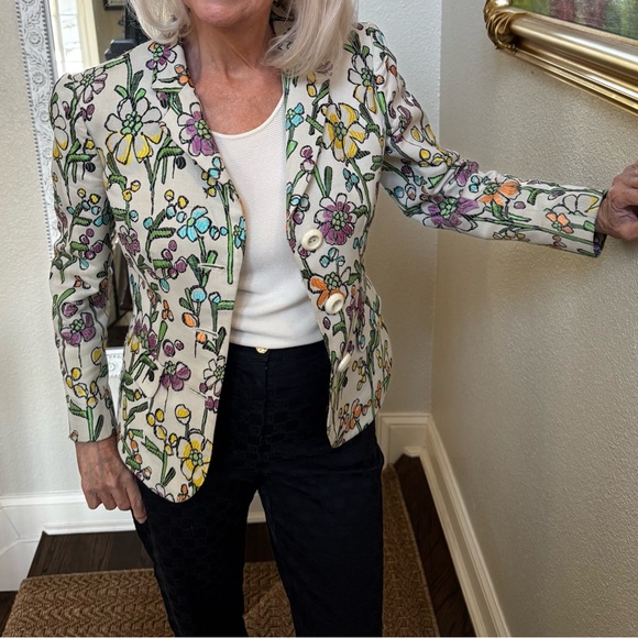 Vintage Moschino Cheap and Chic Floral Jacket, Made in Italy - Fits Size XS - Picture 1 of 9